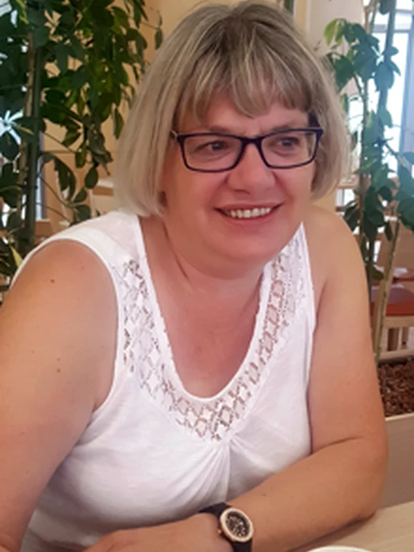 Porträt von Michaela Riegler