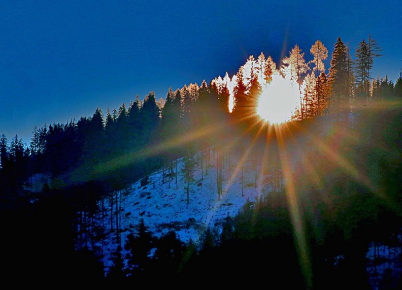 ©_PHOTO_PLOHE_0870_Sonnenaufgang beim SKIBOB.jpg