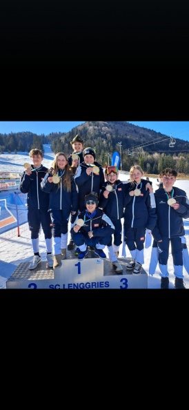 Skibob-WM_Lenggries_Siegerehrung_Super_G (1).jpg