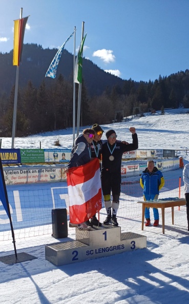 Skibob-WM_Lenggries_Siegerehrung_Super_G (4).jpg